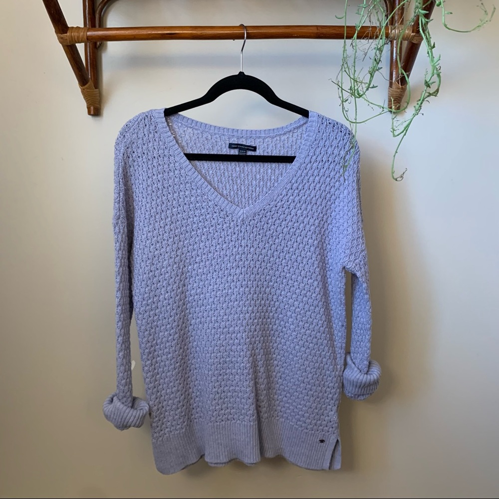 American Eagle size medium grey sweater